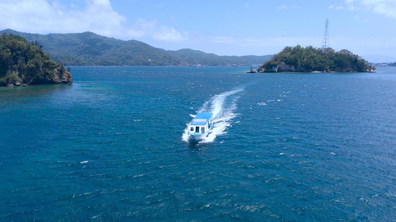 White Sands Beach Resort Lembeh Bitung Exterior foto